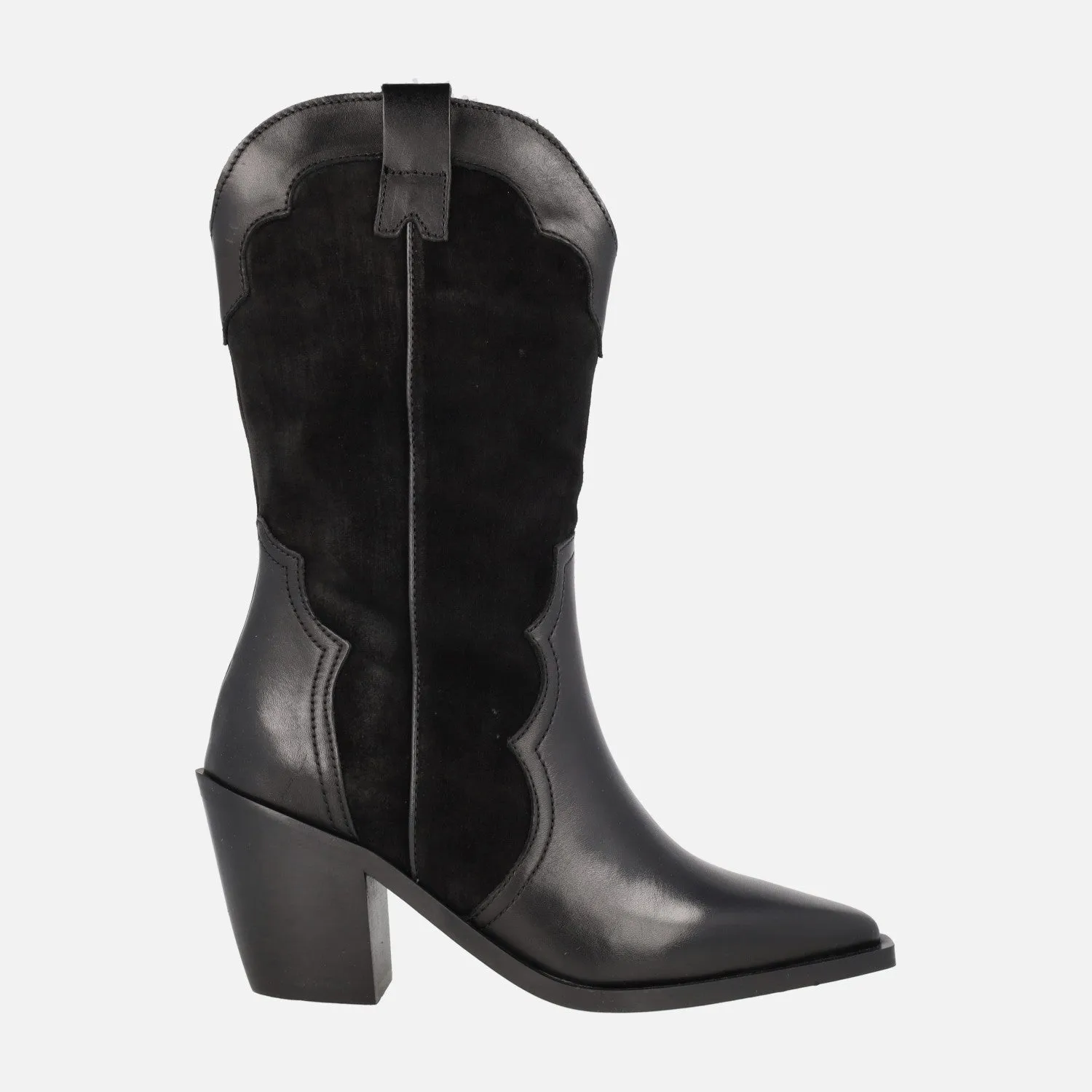 Botas negras cowboy en combinado de piel y ante Antia