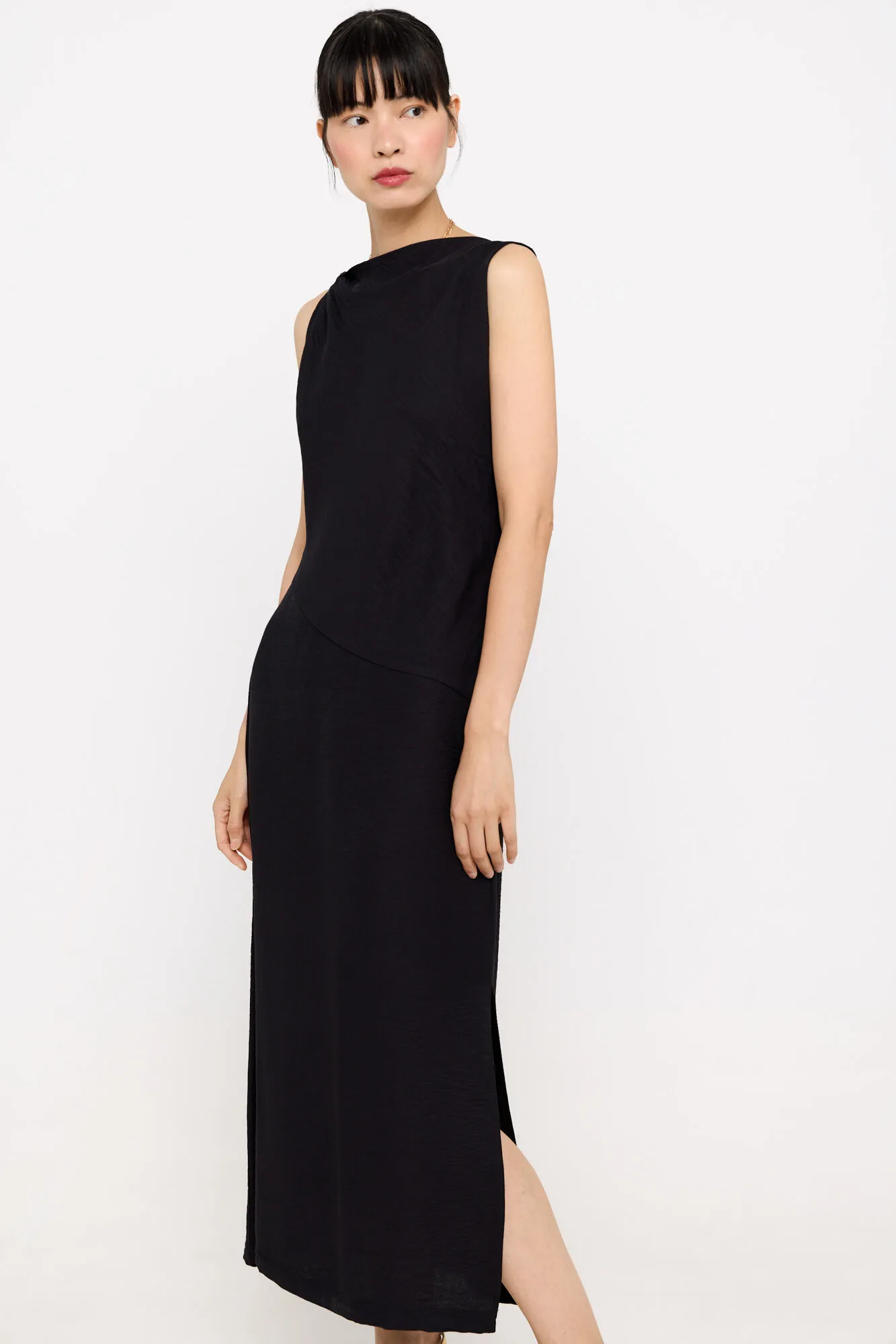 Vestido detalle nudo